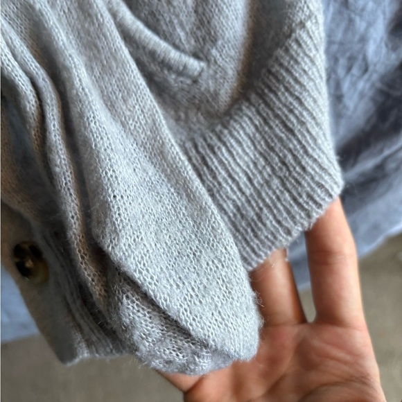 american eagle outfitters Blouse XL Women’s V-neck Gray Cardigan Buttons/pockets - Picture 3 of 13